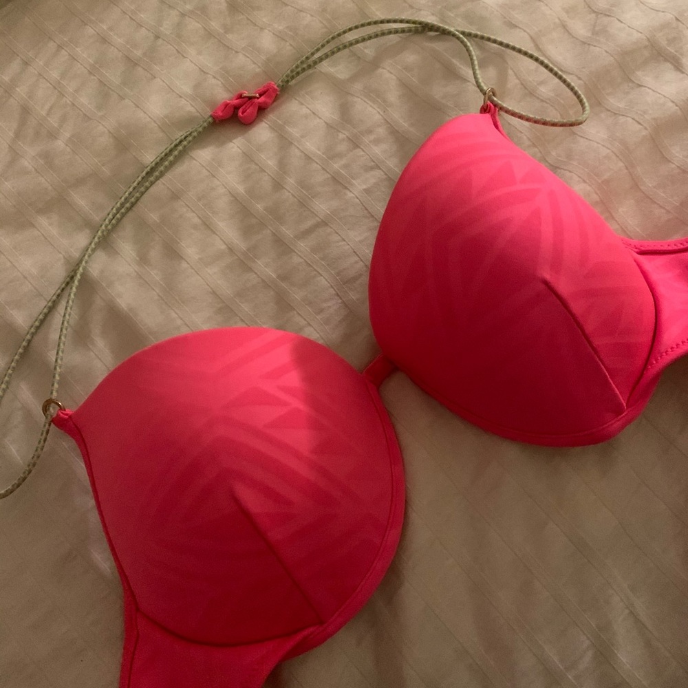 ❤️neon pink bikini top